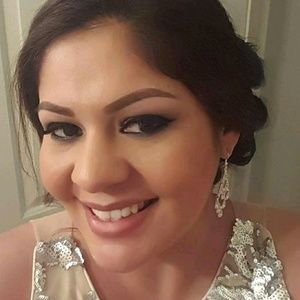 Meet your Posher, Rosio